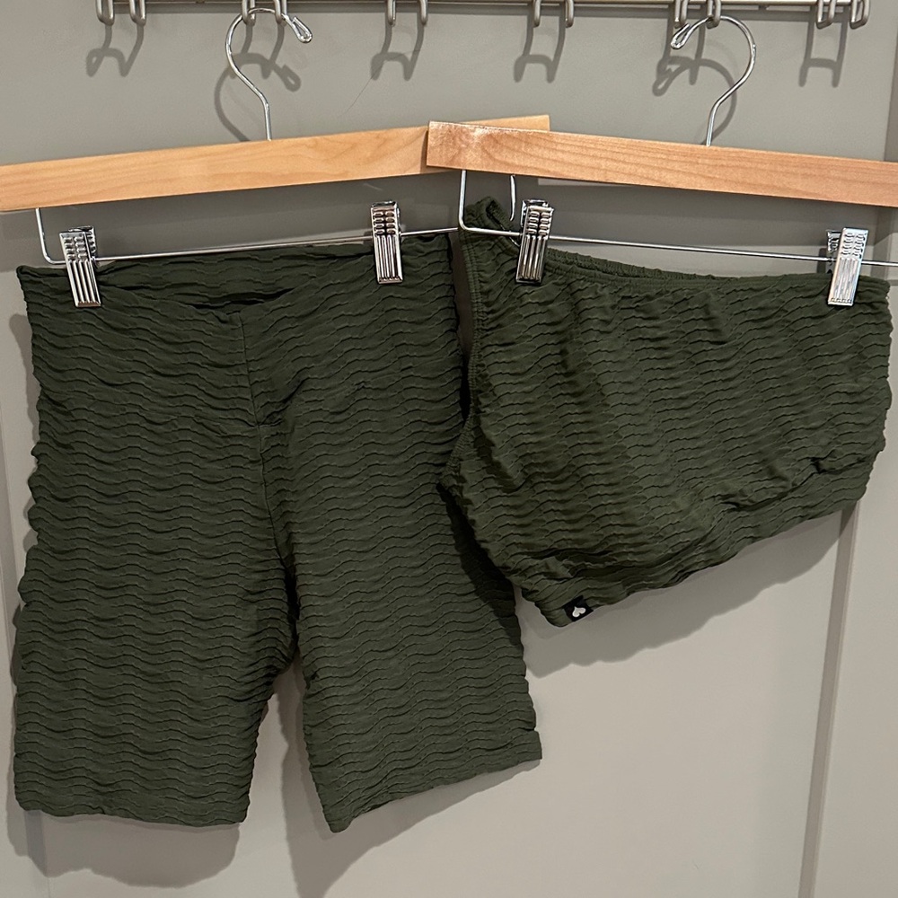 Booty by Brabants Olive Green Textured Athletic Set